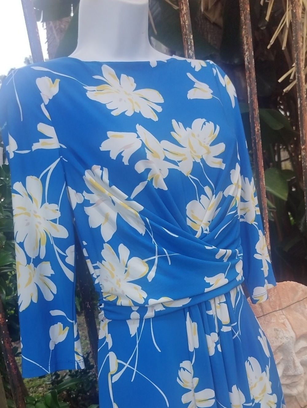 Tommy Hilfiger Bl ue Floral Twist-Waist Women's Dress Size 4